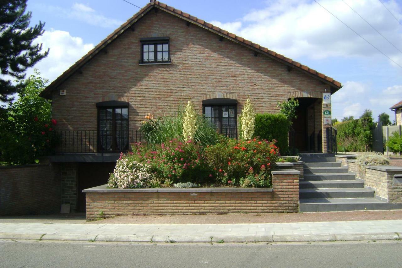 Le Castillon Trivieres Exterior foto